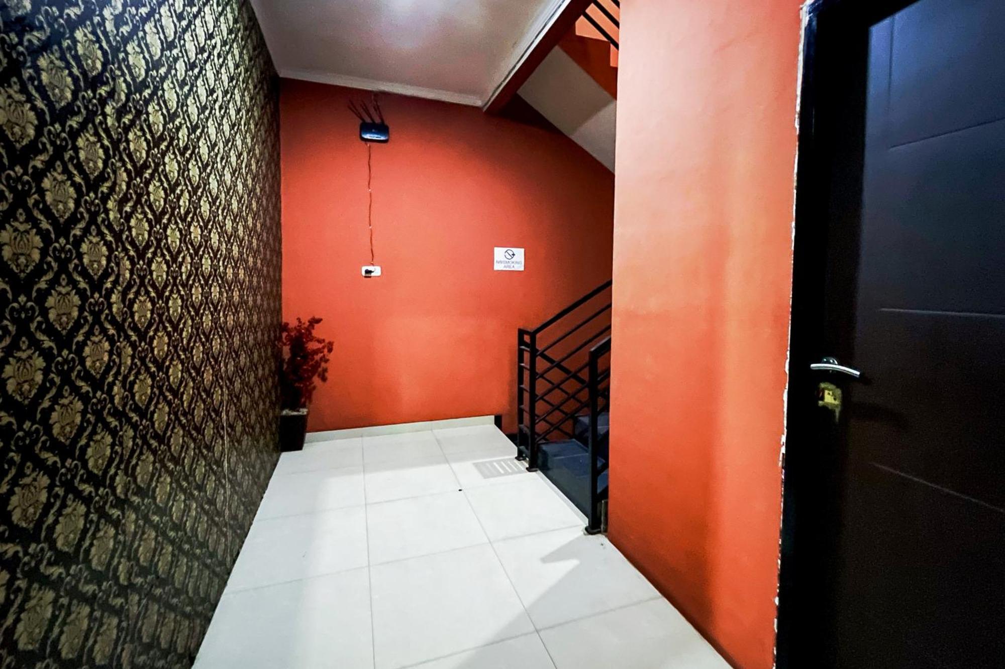 Oyo 3456 Citara Jaya Hotel 2*